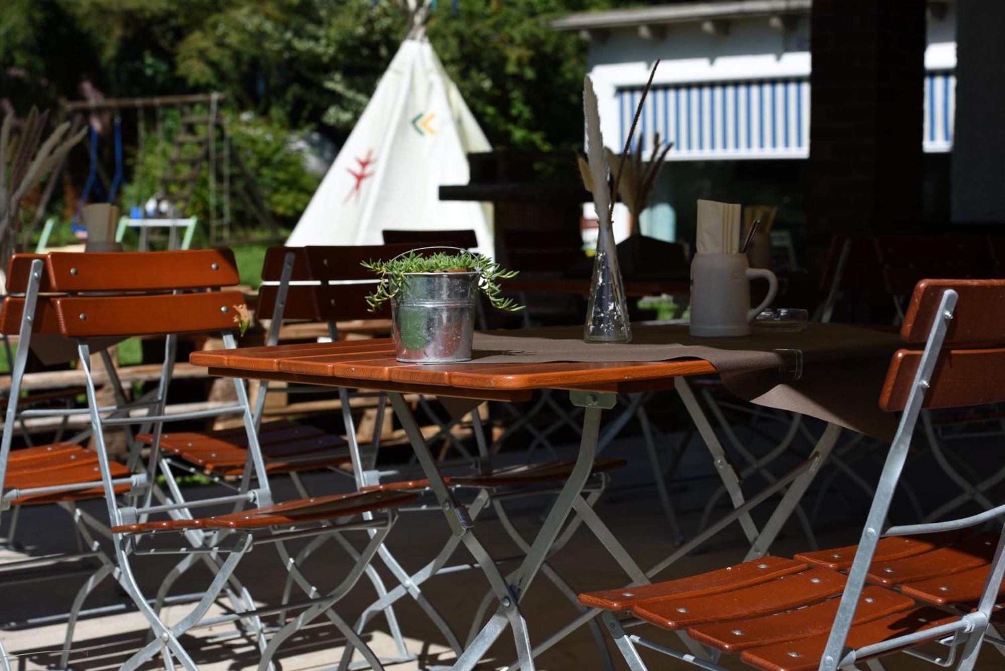 Hotel Zum Forst Kranzberg Buitenkant foto